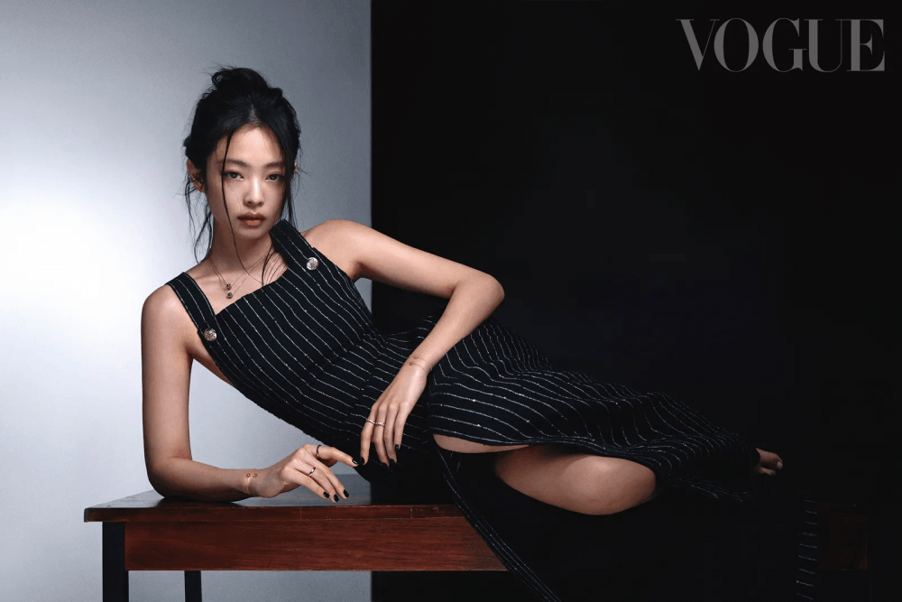 BLACKPINK's Jennie unravels her chic charismatic charm in 'Vogue