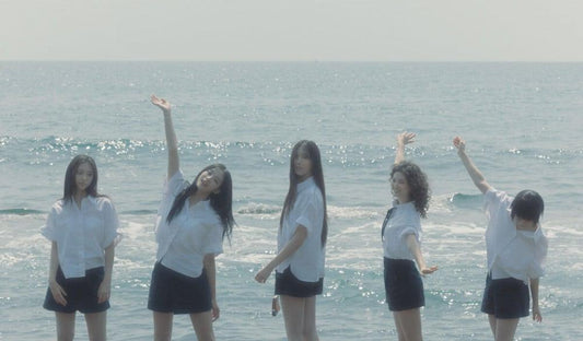 NewJeans' 'Bubble Gum' music video surges in popularity amid agency controversy