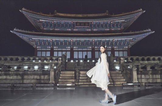 NewJeans' Danielle radiates beauty as the sole MC for '2024 Korea On Stage